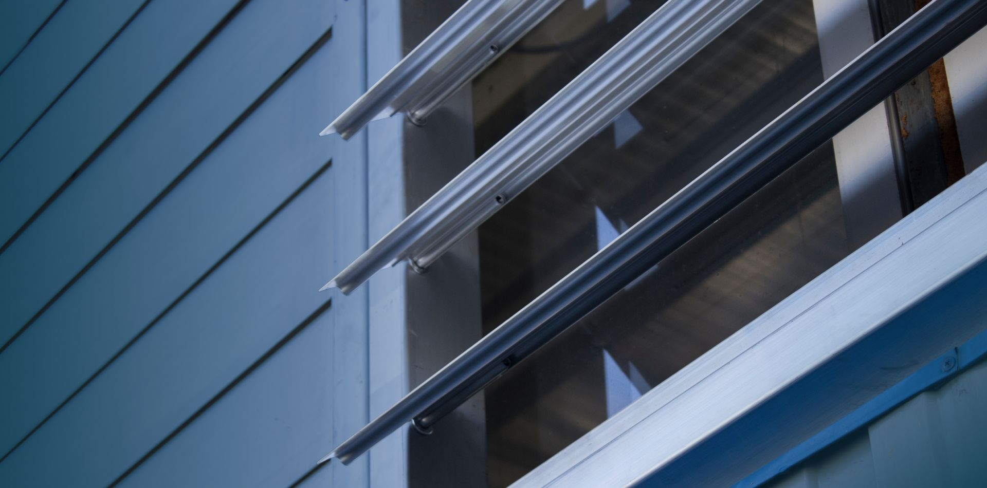 Производство <br>  жалюзийных устройств 